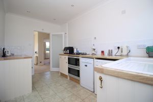 Kitchen- click for photo gallery